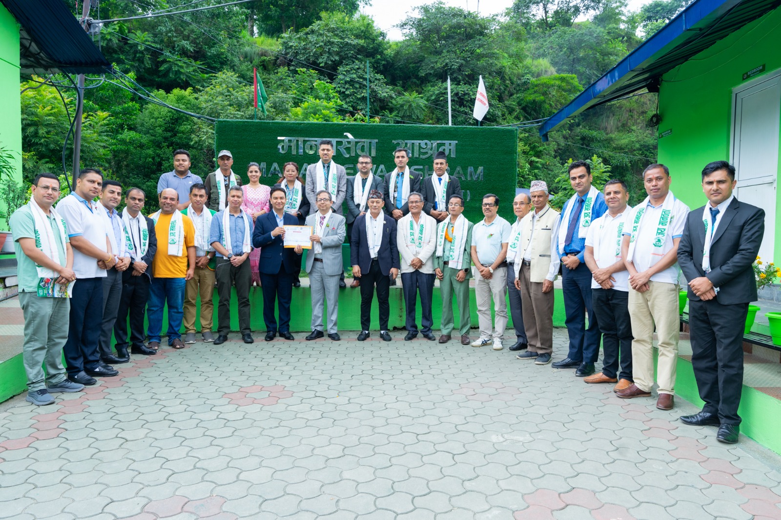 एनएमबि बैंक‌द्वारा गण्डकी प्रदेशको मानवसेवा आश्रममा सोलार सामग्री वितरण